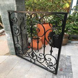 전원 주택 쪽문 철제문 게이트 도어 펜션 현관문 별장 야외 빈티지 마당