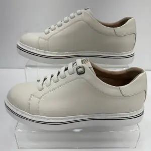 [탠디]Y25042 아이보리 남성 스니커즈 3CM 남자 소가죽 경량 컴포트 운동화 캐주얼화