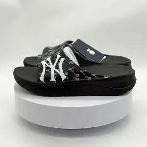 엠엘비 청키 슬라이더 클래식 모노그램 3ALPCSS33-50BKS