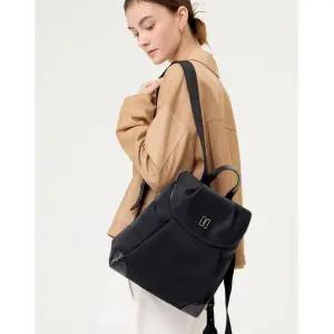 갤러리아 DCBA6E056BK 닥스 블랙 DD로고 나일론 백팩