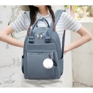 여성 데일리 12인치 노트북 포켓 백팩 출근백팩 심플