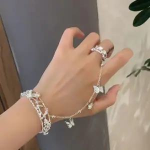 [하프클럽/]여성 쥬얼리 팔찌 일체형 은반지 세트