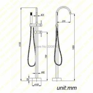 라포식 Smesiteli 프로모션 클래식 스타일 매트 블랙 독립형 목욕 스파우트 샤워 전환기 바닥 마운트 욕조