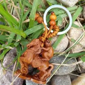 [하프클럽/]불교 무서운 원숭이 키링 복숭아나무 부적 열쇠고리