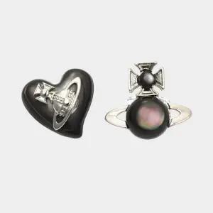 비비안 웨스트우드 25FW 토마사나 귀걸이 실버 62010343 02P244