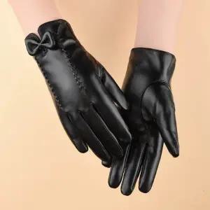 여성 가죽 글러브 보온성이 뛰어난 소재 우아한 포인트를 주는 리본장식 터치 겨울 장갑