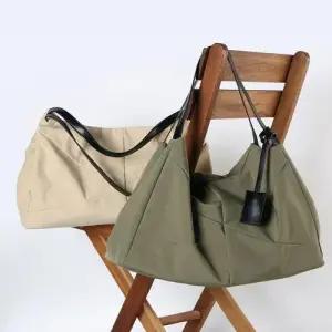 대학생숄더백 직장인숄더백 학생숄더백 여성가방 WFIL6N4