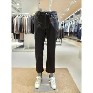 앤드지 [파주점] [AND Z(앤드지)]블랙컬러 스트레이트핏 워싱청바지 (BZF5DP1105BK)