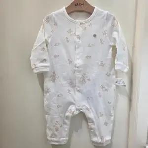 CB01 스튜오가닉우주복  07Q117507