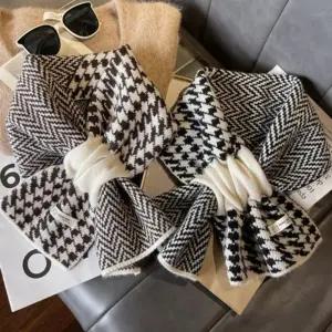 큰손 체크쁘띠목도리 머플러 패션 숏 헤링본 하운드투스 겨울 넥워머 니트 여자 부드러운 보온 짧은
