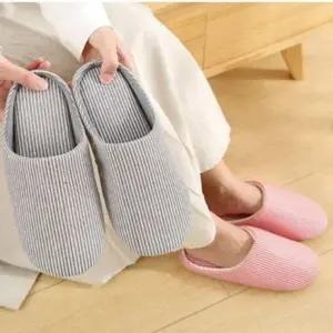 쿠션 포근한 방한 겨울 털 여성 실내용 거실화 실내