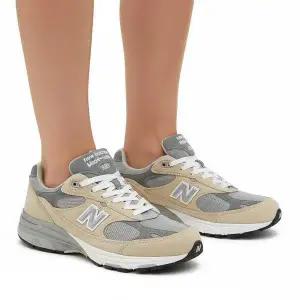 [뉴발란스] 993 메이드 인 USA 운동화 인센스 미디움 그레이 D 스탠다드