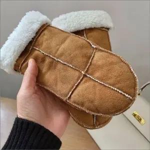 (색상 브라운)벙어리장갑 겨울 퍼안감 장갑 도톰 장갑 인조무스탕