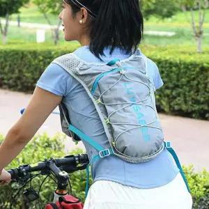 스포츠용 경량 자전거 백팩 그레이 밀착형 라이딩 가방