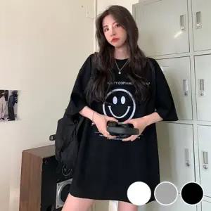 스마일 영문 레터링 여성 반팔 티셔츠