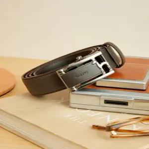 헤지스 액세서리 남성 25SS 브라운 음각로고 소가죽 벨트 WUBE5E854W3