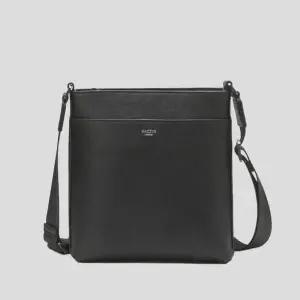 [헤지스](센텀시티점)[백화점BEST]블랙 단색 가죽 크로스백 HJBA5F891BK