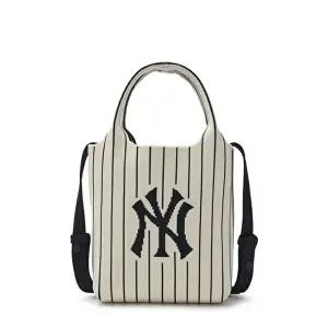 [MLB]MLB 베이직 로고 니트 크로스백 HH 3ACRS034N 50CRD