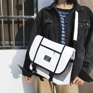 남자 캐쥬얼 스트릿 데일리 매쉬 크로스 메신저백 WBBB495