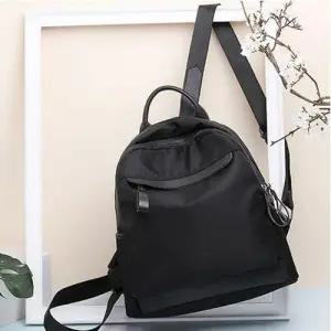 정장 캐주얼 출퇴근 유행타지 않는 데일리 백팩 WBBAA9C