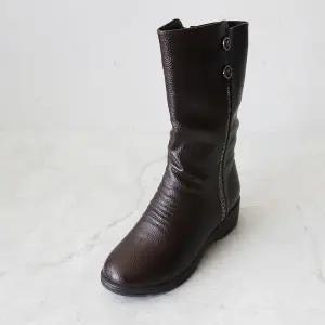 [롯데백화점]원더슈즈 천연소가죽 큐링드 컴포트 쿠션 미끄럼방지 키높이 롱 부츠 5CM P-S943