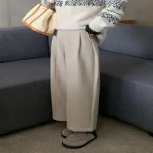 클래식핀턱 기모 절개 와이드 커브 슬랙스 (2color)