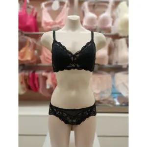 [barbara](대구신세계)블랙 노와이어 브라렛 힙레이스 팬티세트(BR4804 BP4804N)