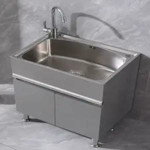 베란다 간이 세면대 싱크대 애벌빨래 개수대 세탁실 탕비실 설거지 공간