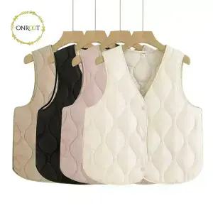 [온루트] 여성 데일리 물결 퀼팅 경량 패딩 조끼, 간절기,겨울,김장,방한,베스트,사무용,엄마스타일,출퇴근용,엄마,작업복,사무실,현장,가을,겨울,점퍼,브이넥,선물,숏패딩,누빔