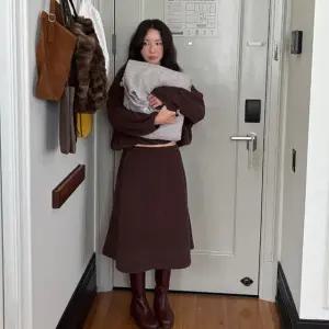 [메이비베이비] [Dearest] Hoda Fleece Skirt (브라우니)