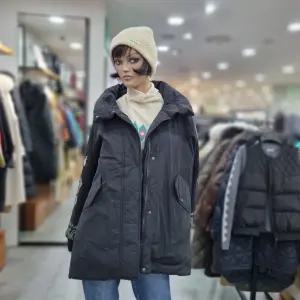 베네통/애플아울렛/니트 소매 중기장 구스 패딩/BAPDA5561