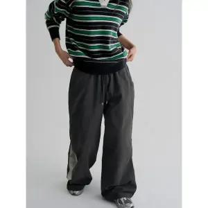 [에잇세컨즈] 절개 트랙 팬츠  다크 그레이 (125Y21MQ64)