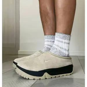 [정품] 나이키 ACG 루퍼스 라임스톤 앤 블랙 FV2923-200