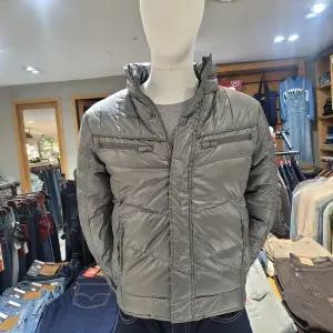 [리바이스]리바이스 남성겨울오리털71138-0002