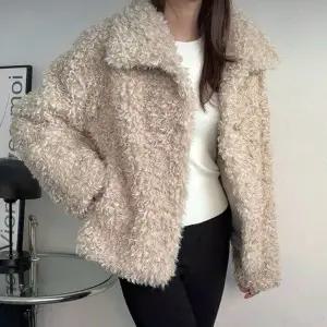 [캣츠원피스]기획 뽀글이 부클 카라 무스탕 퍼자켓