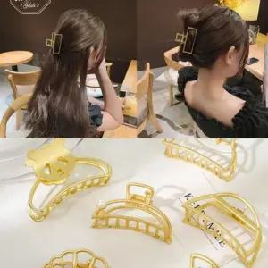 집게핀진주 골드 올림머리 반머리 반묶음 집게핀 머리핀 패션잡화 집게핀 헤어집게핀 헤어 시계 헤어핀 헤