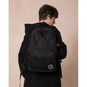 CONVERSE 스트레이트 엣지 백팩 블랙 UA5751-023 407881