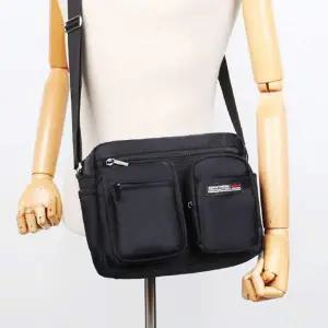 [골드스마일]크로스백 직장인 남성 보조 미니 포켓 가방 블랙