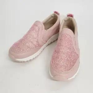 초등 캐주얼단화 여아 데일리운동화 (210만 가능)