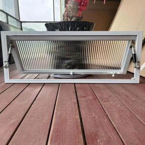 위로여는 창문 다락방 카페 대형 800 1180 식당 유리없음 7자손잡이 펜션 58X78