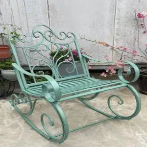 야외 카페 철제흔들의자 인테리어 휴식 북유럽