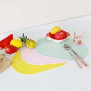 [무료배송] 미끄럼방지 스마일식탁매트 실리콘받침대