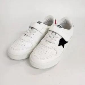 주니어 캐주얼단화 초등 스타장식 운동화 (210만 가능