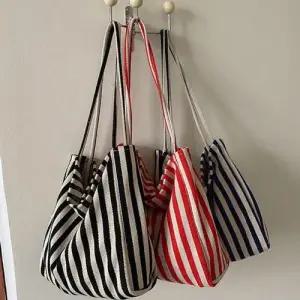 여성 캐주얼 데일리백 숄더백 캔버스백 에코백 줄무늬 WED29F1