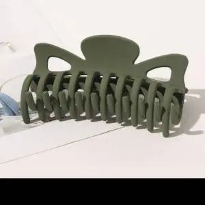 [골드스마일]무광 헤어 올림 머리 집게핀 올리브 컬러 왕형 집게 머리장식