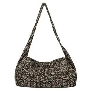 [라일리] Rly 크로스백 패션 가방 호피 캐주얼 여자 숄더백 숄