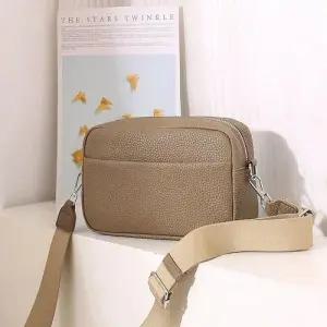 심플 스퀘어 쉐입 트리플컬러 스트랩 미니 크로스백 WEED3E4