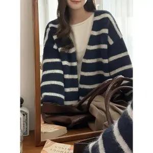 [공구우먼] 앤드릴 루즈핏 스트라이프 브이넥 가디건 85931 빅사이즈 여성의류