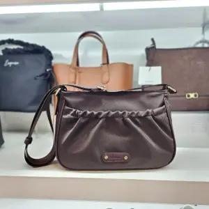 [에스콰이아]에스콰이아 HC12 여성 원단제품 크로스백 EOFSHB842 (44663165)