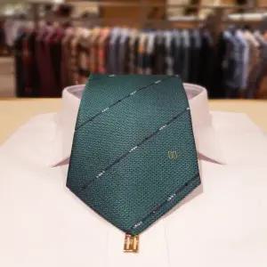 [닥스타이]DMG1ACF1101-E1 26년S/S 신상품 크리스탈  올오버 타이 (신사양말증정)